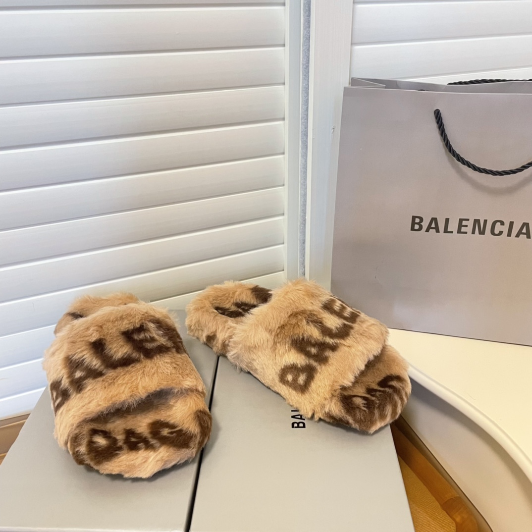 Plush slippers   women shoes size:EU35-EU41