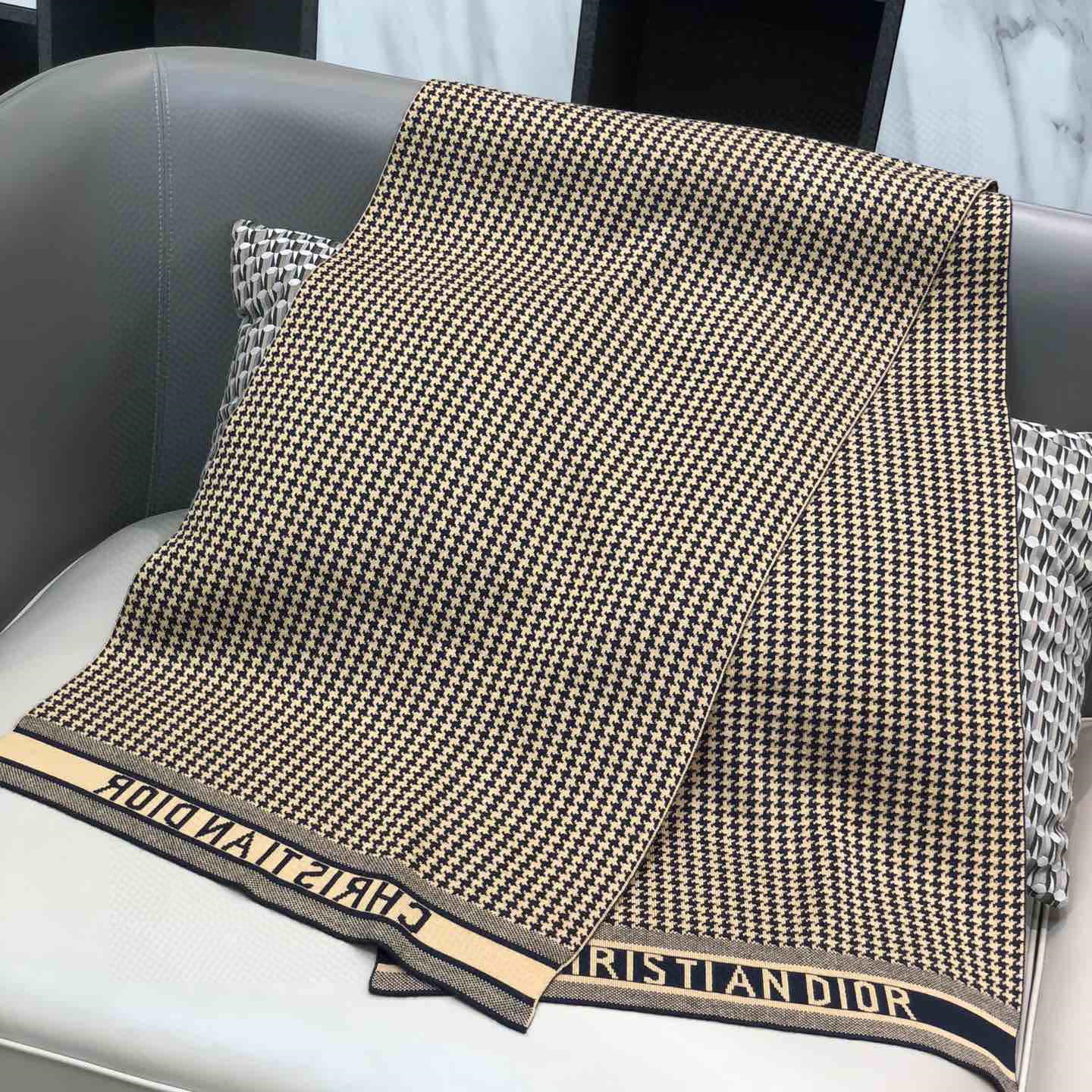 Women Wool   scarf Shawl