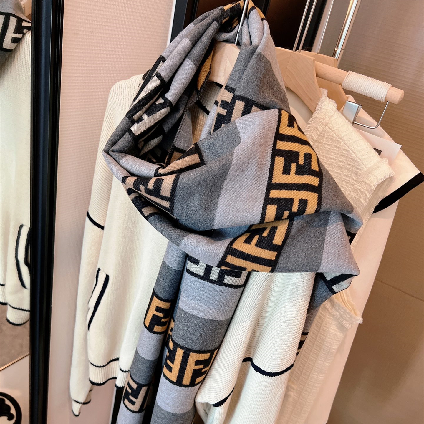 women Wool  FF scarf