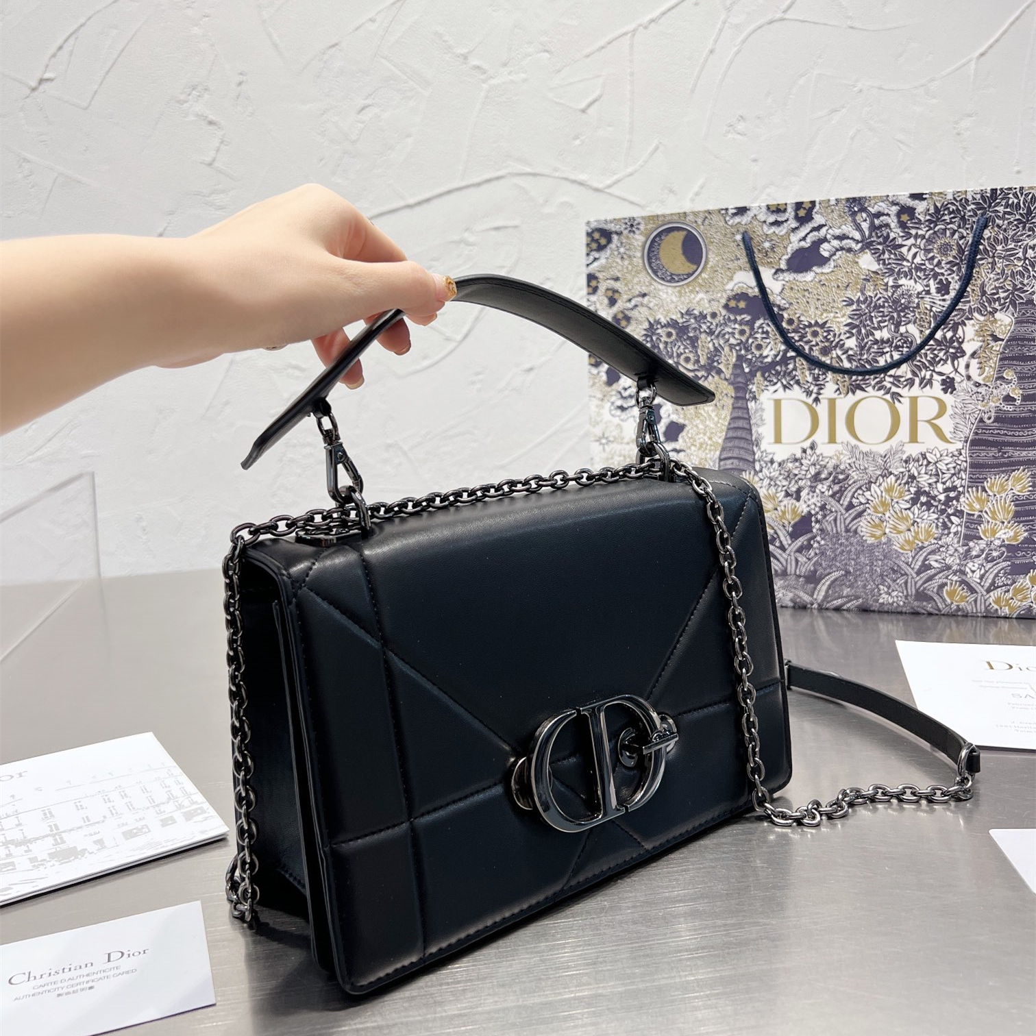 New bag 30 MONTAIGNE    Size:25cm