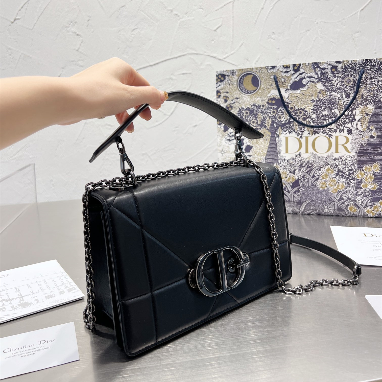 New bag 30 MONTAIGNE    Size:25cm