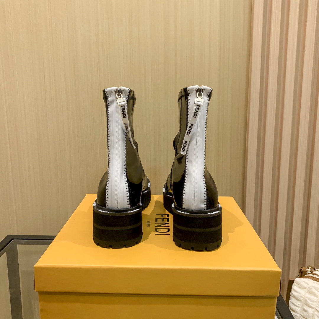 women letters boots  2022 new fashion shoes