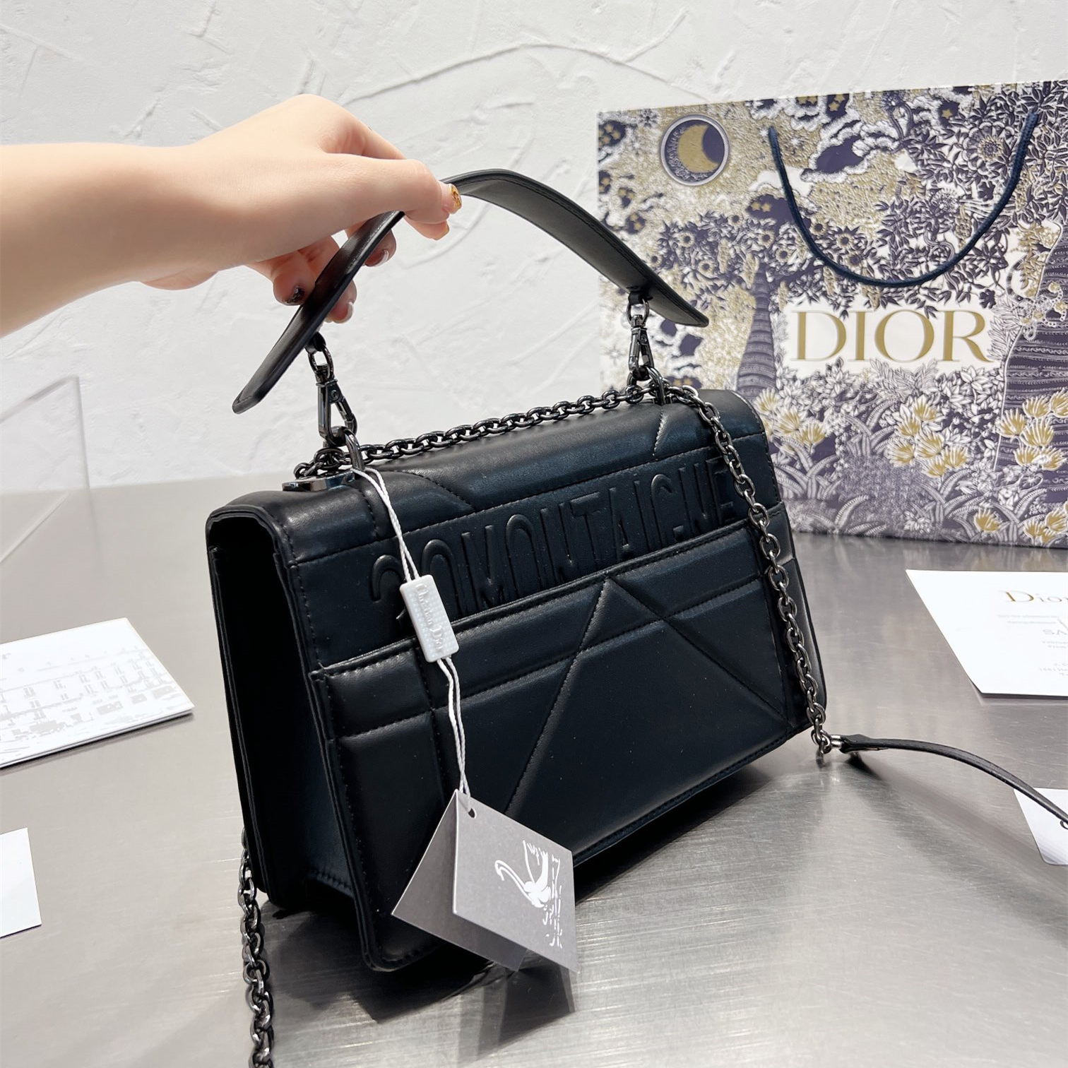 New bag 30 MONTAIGNE    Size:25cm