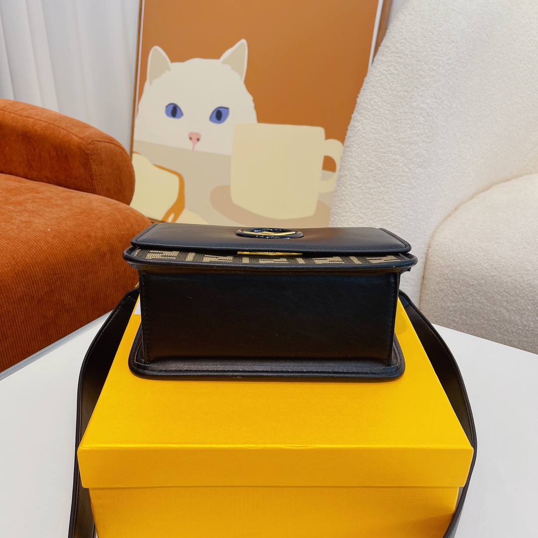 Women  F Bag Size:21*10*18cm   5 colors