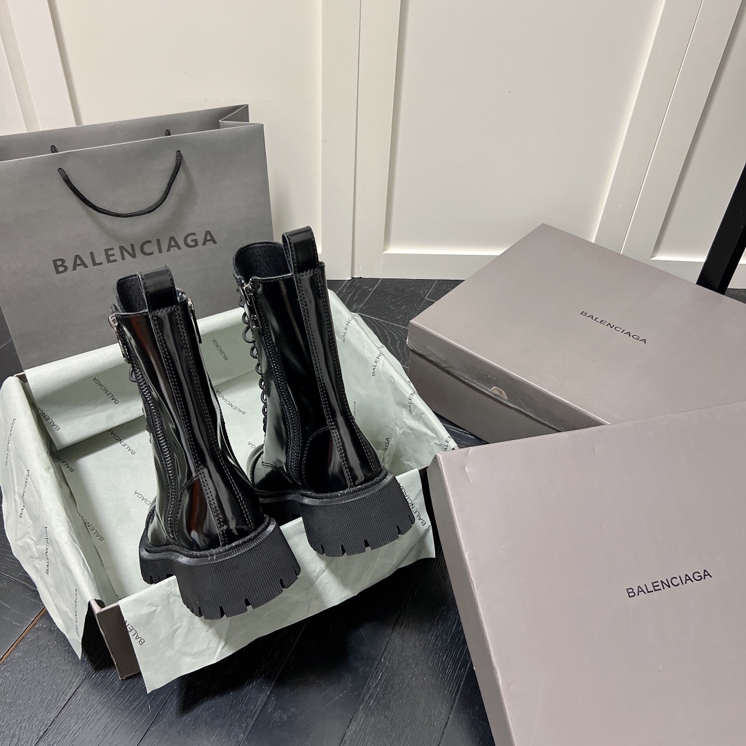 Martin Boots Size :EU35-EU40