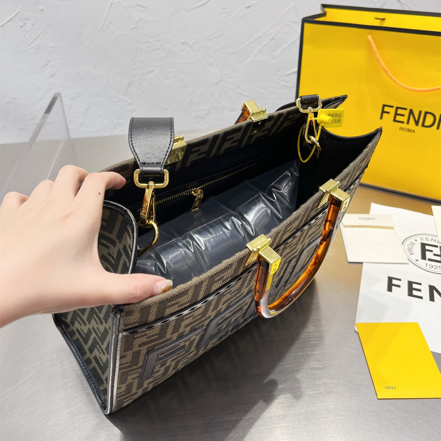 Sunshine ShoPPer  Tote Bag Size:35*30cm