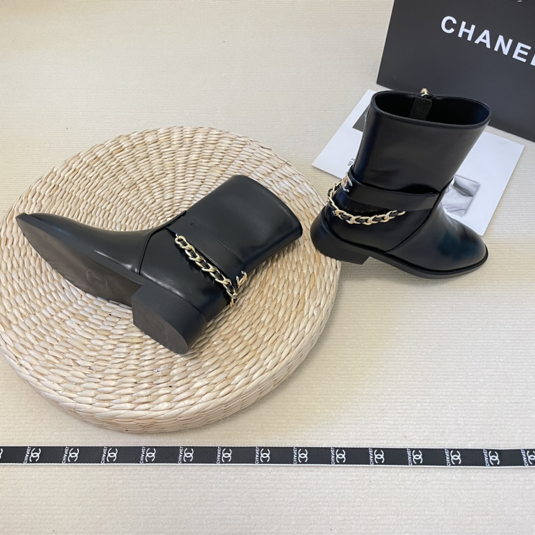 2022 new women shorts boots  women shoes size:EU35-EU40