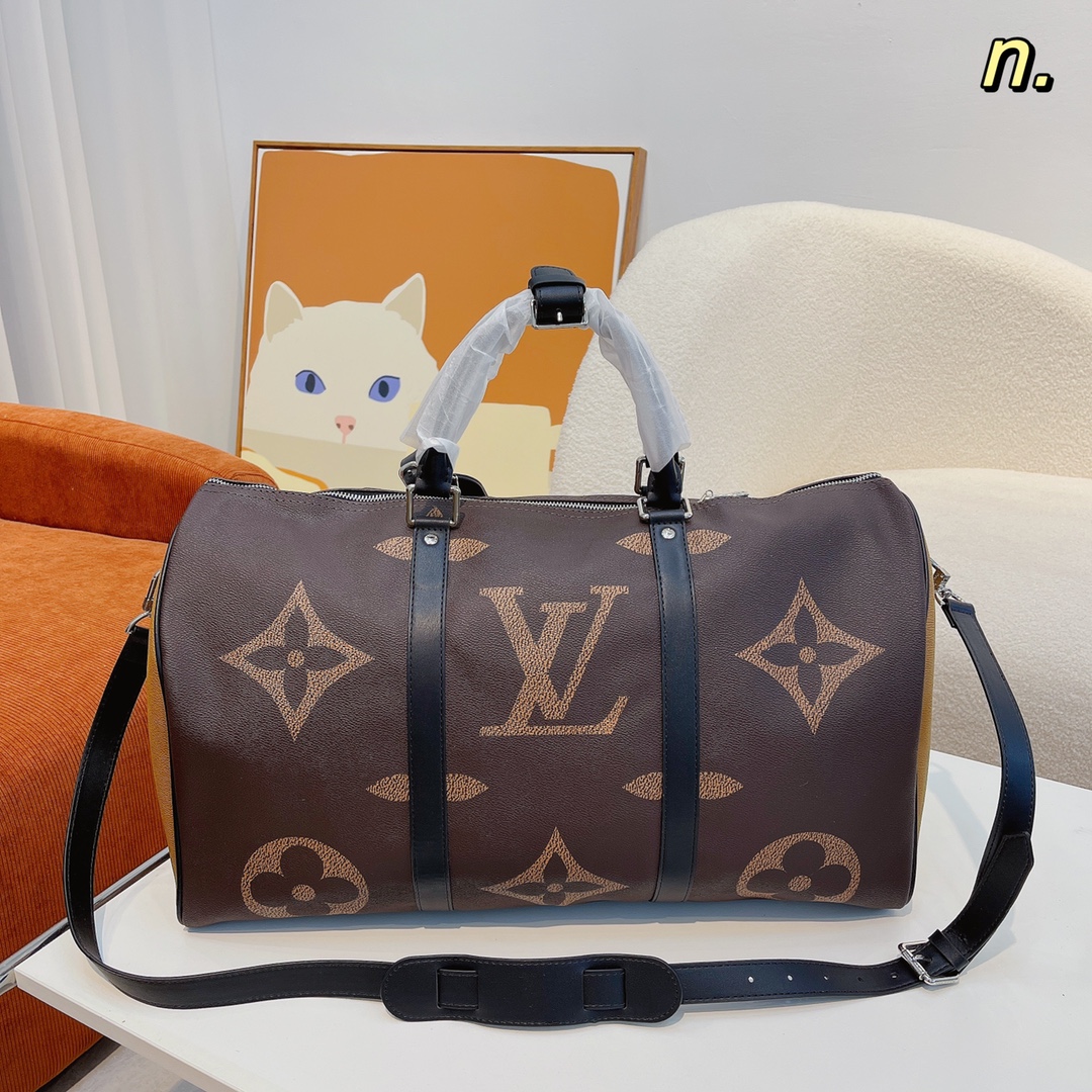 Travel bag size:50*23*28cm