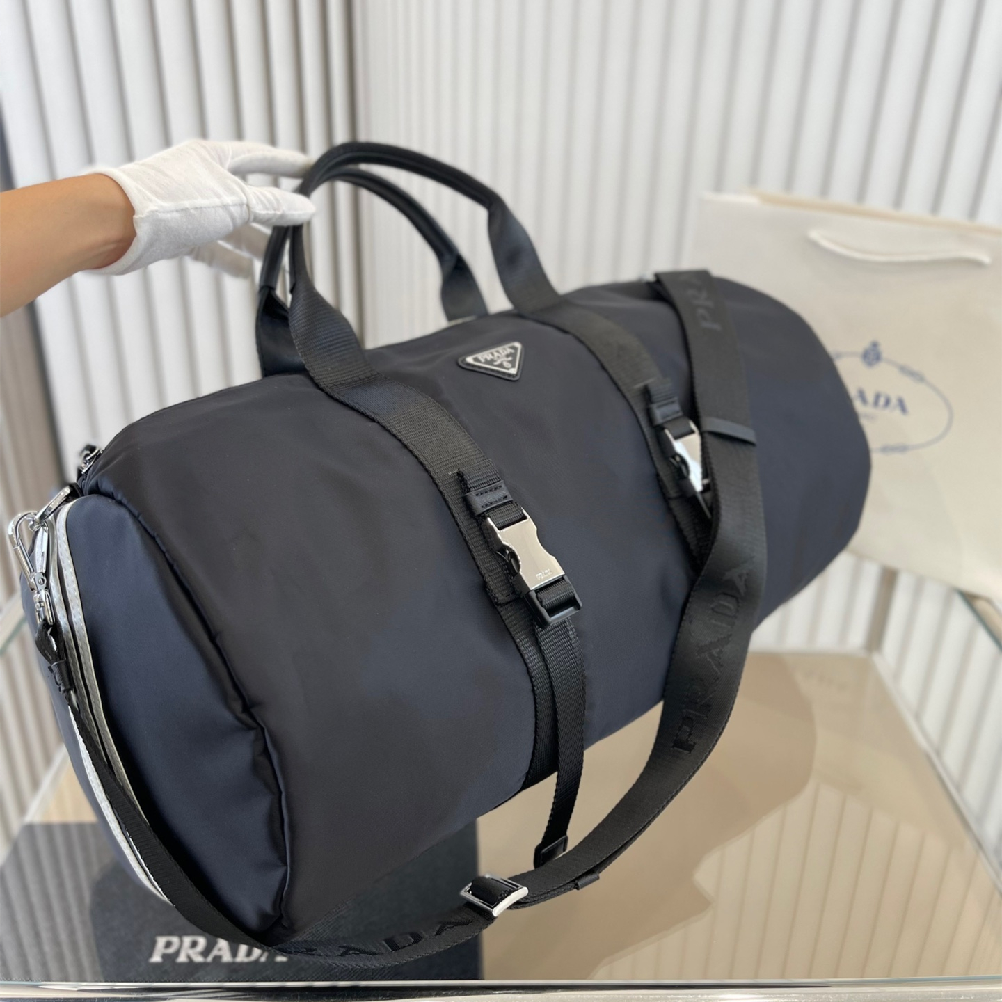 Travel bag  size:48*24cm