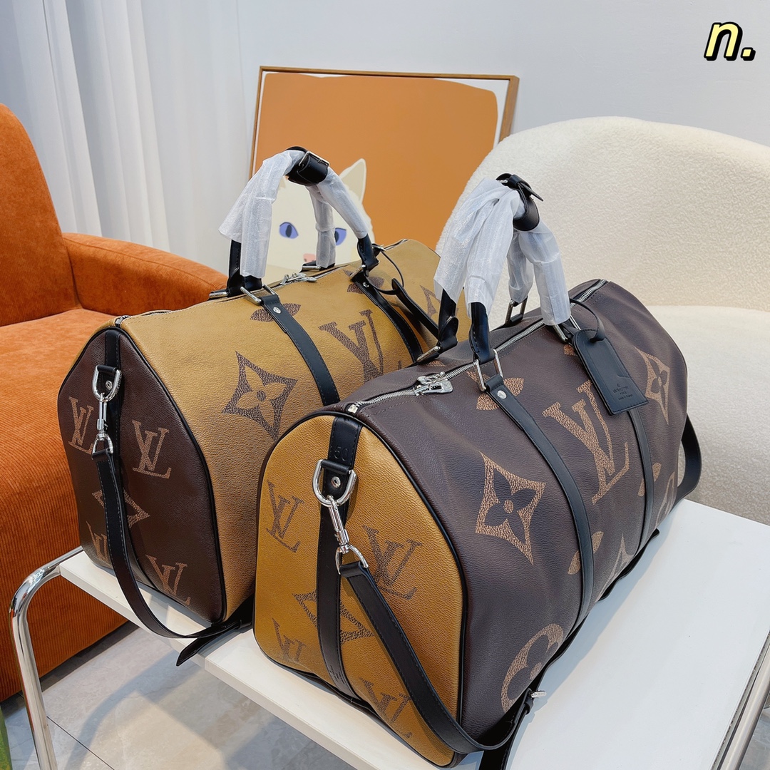 Travel bag size:50*23*28cm