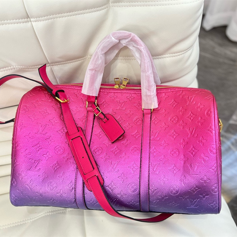 Travel bag   size:46*27cm