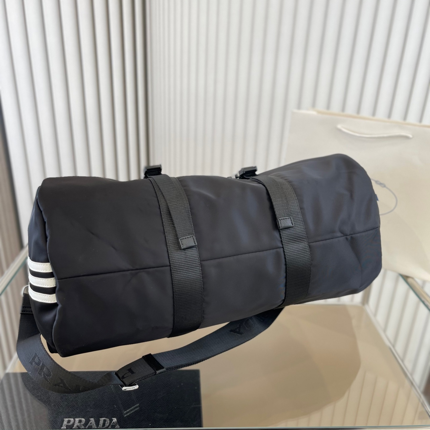 Travel bag  size:48*24cm