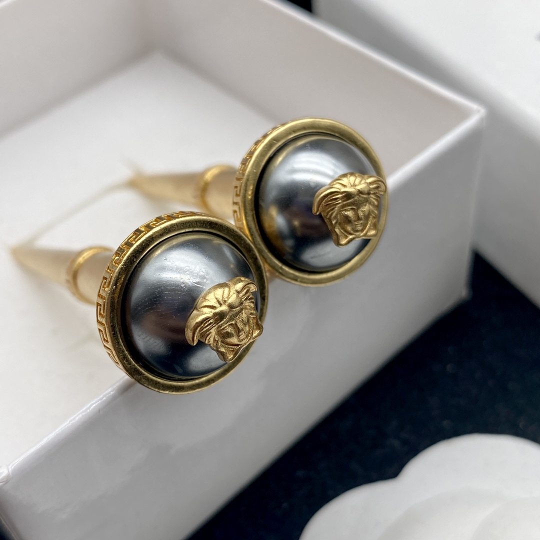 Earrings Collection  women jewelry