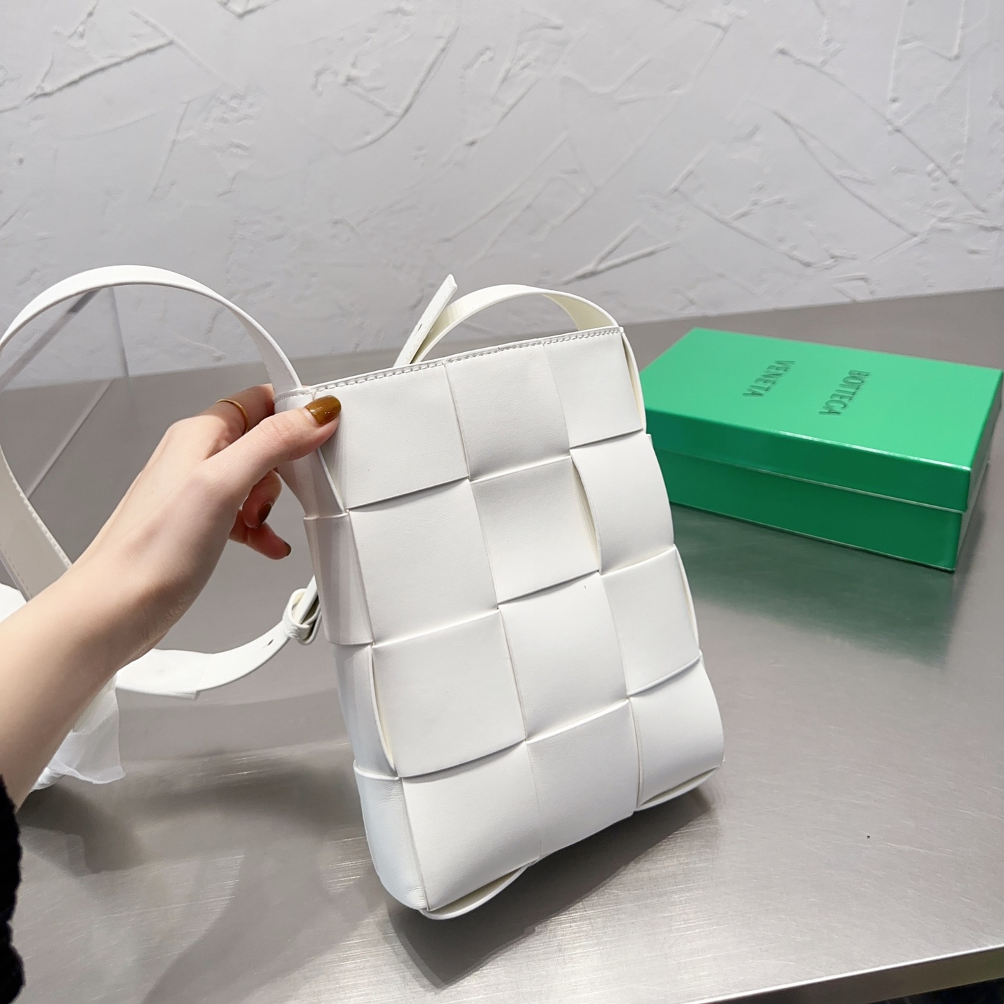 LooP  Women  Bag  22*16cm