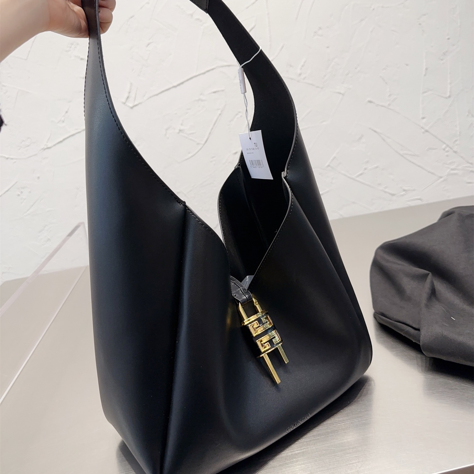 Cut-Out   Women  Bag  30*25cm