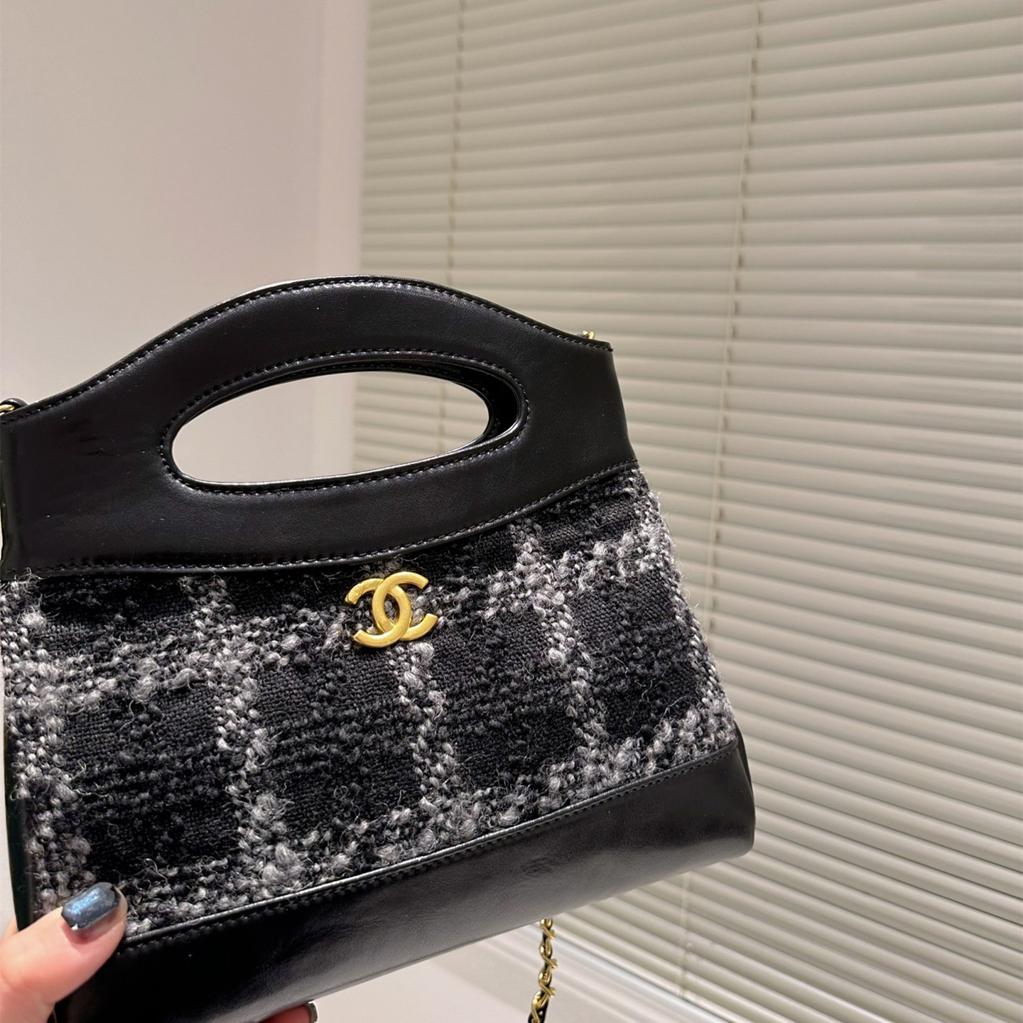 women winter bag   Size 23*23cm