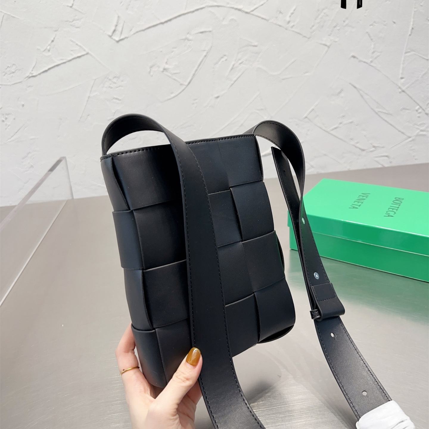 LooP  Women  Bag  22*16cm