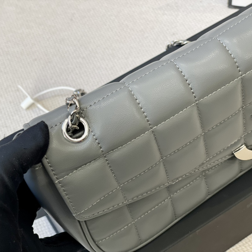 women 3 colors bag   Size 26*14cm