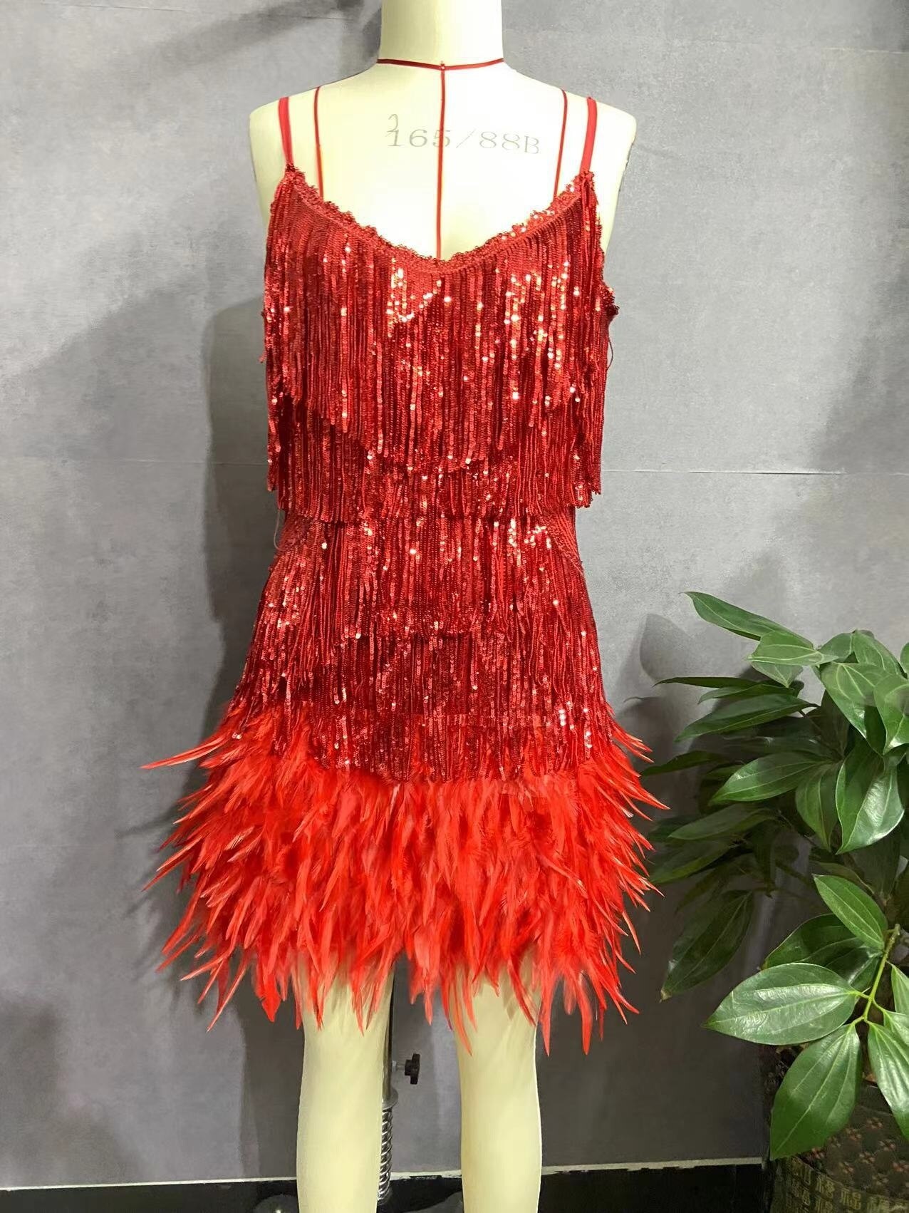 Tobinoone Fashion Tassel Sequin Feather Stitching Dress