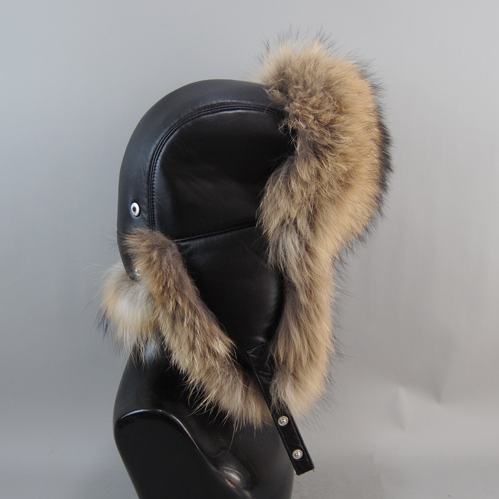2022 Unisex Outdoor Windproof Winter Natural Real Fox Fur Bombers Hats Women Raccoon Fur Cap Luxury Real Sheepskin Leather Hat