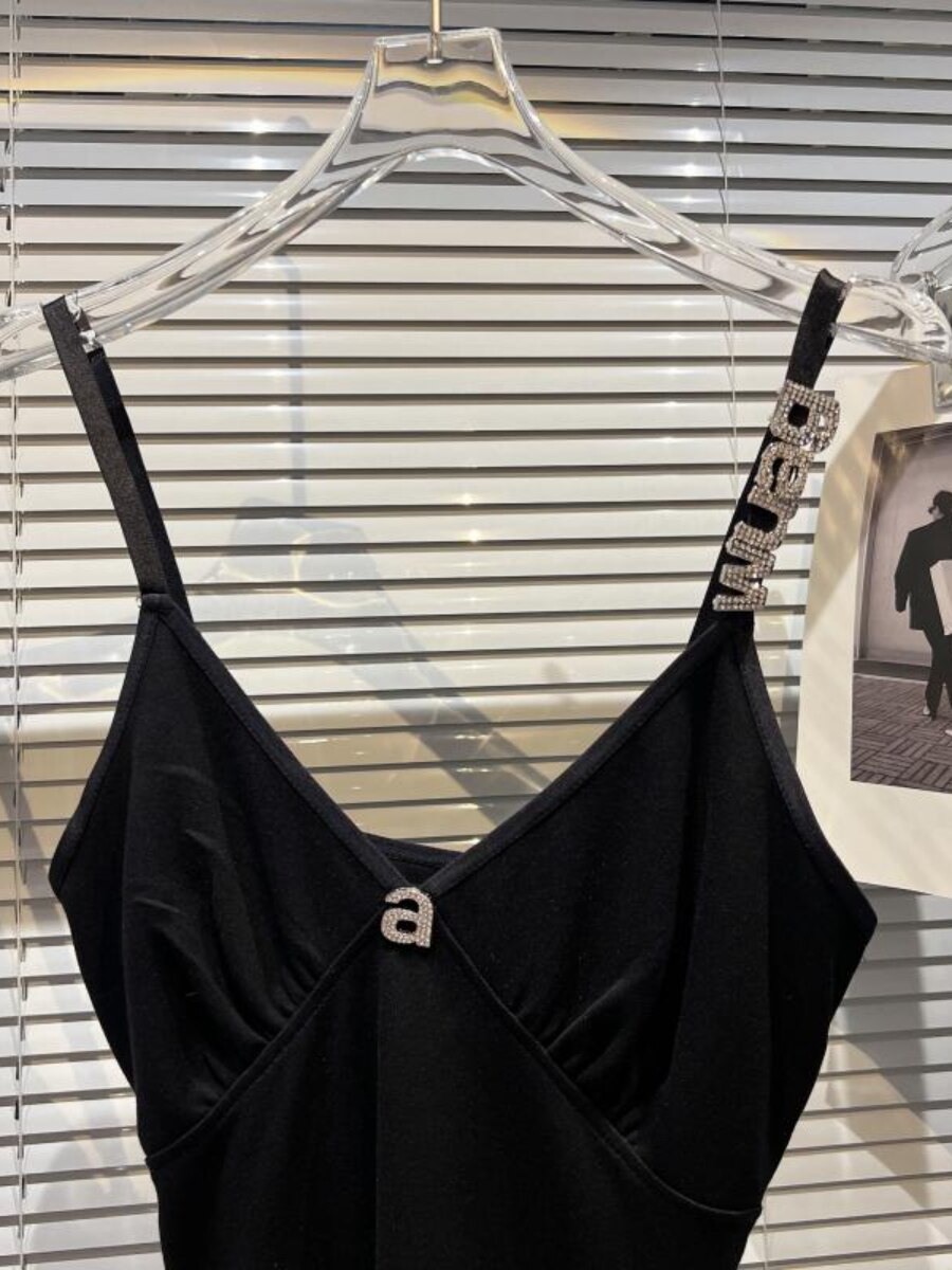 2022 Summer New Heavy Industry Rhinestone Letters Decorative Slim-Fit Dark Vest Camis Female Socialite Sexy Sling Tank Top Women
