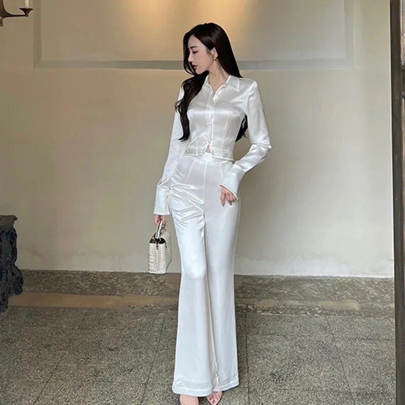 (yihaodi clothing) high sense fashion new suit women's 2022 autumn temperament diamond chain shirt pure color micro bell pants t
