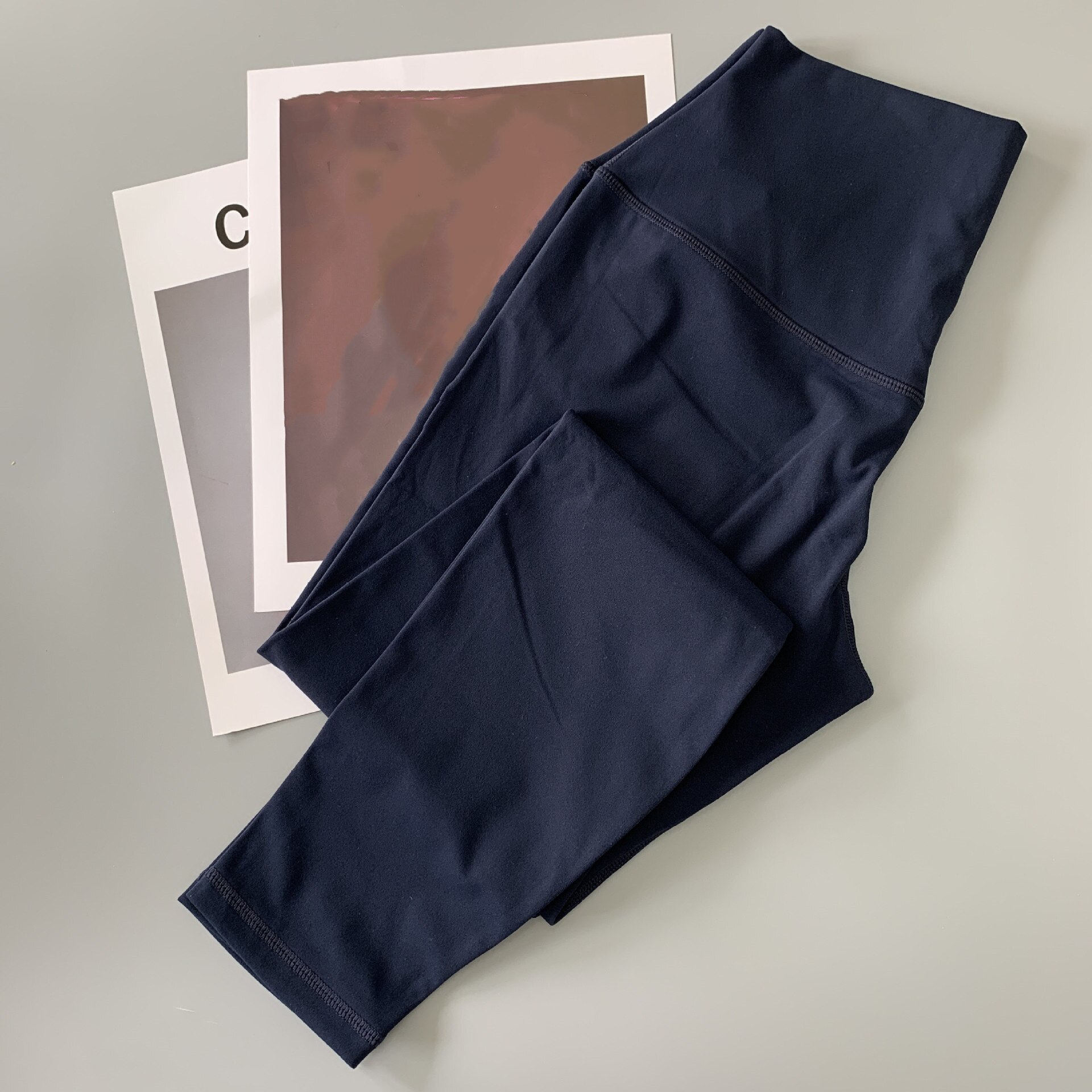 Women's sports trousers  588K