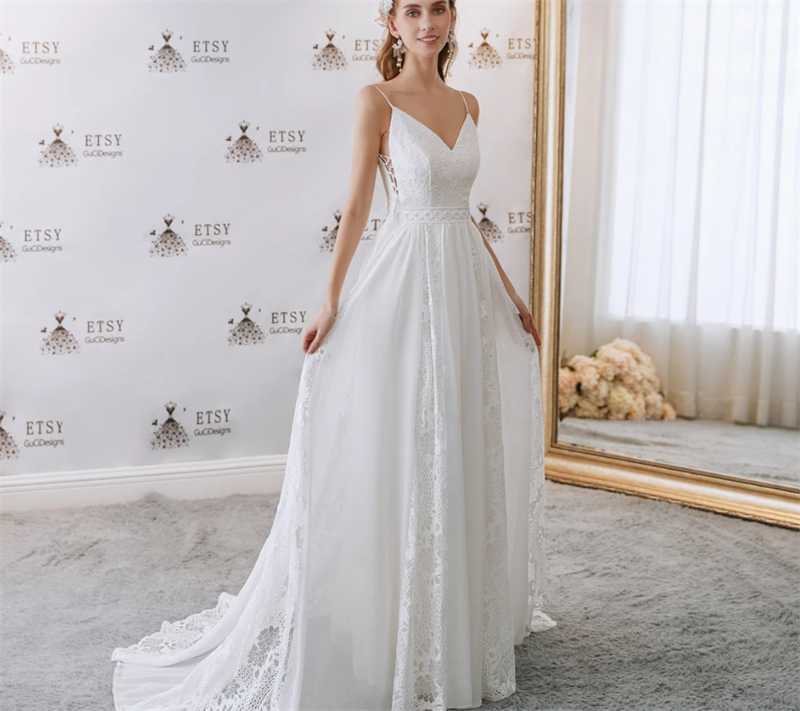 1318# Real Photos Spaghetti Straps Bride Gown 2022 Sleeveless V Neck Open Back Bohemian Sweep Train Wedding Dress Chiffon Lace