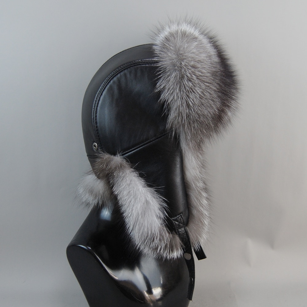 2022 Unisex Outdoor Windproof Winter Natural Real Fox Fur Bombers Hats Women Raccoon Fur Cap Luxury Real Sheepskin Leather Hat