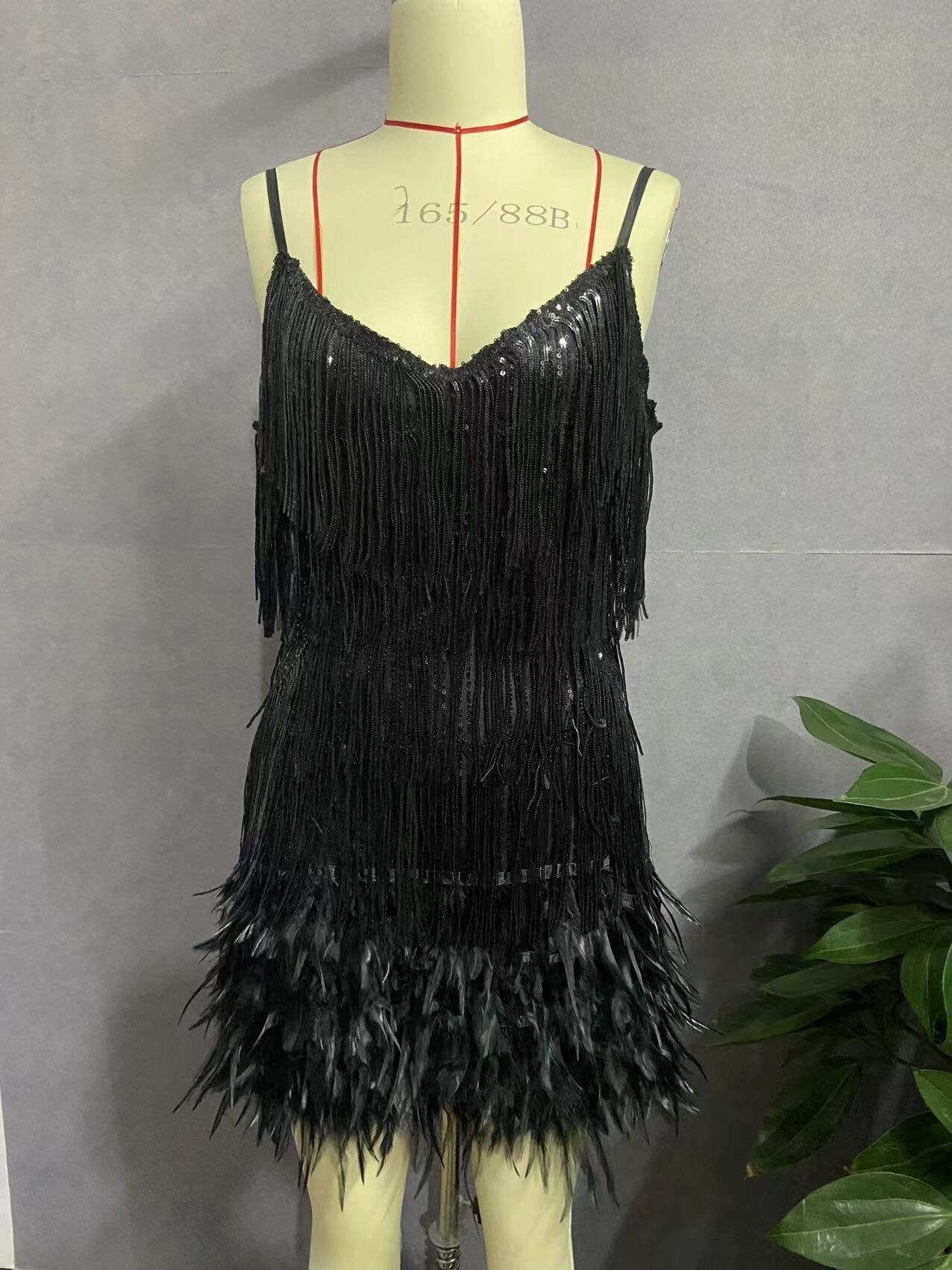 Tobinoone Fashion Tassel Sequin Feather Stitching Dress