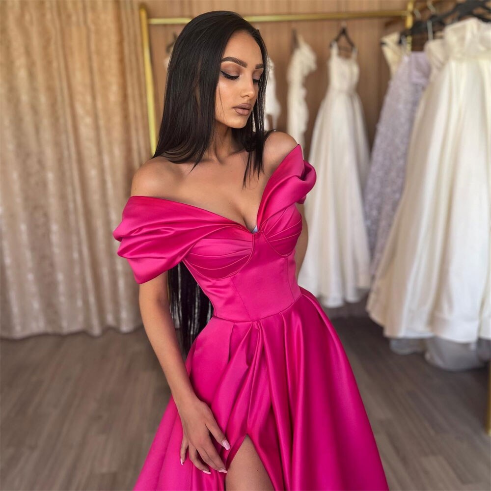 Carmine Pleat A-Line Evening Dress Ruched Off Shoulder Arabia V-Neck Graduation Prom Gowns Side Slit Celebrity Gown robe soirée
