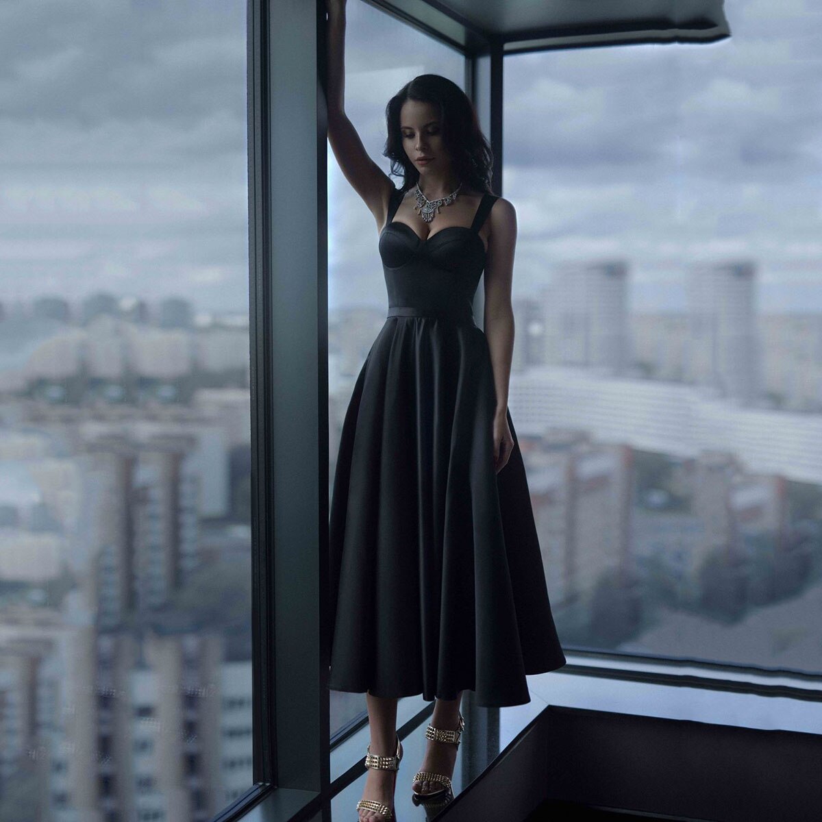 YL Sexy Spaghetiti Straps A-Line Prom Dresses 2022 Tea-Length Pink Black Satin Elegant Dress For Women Short Evening Gowns