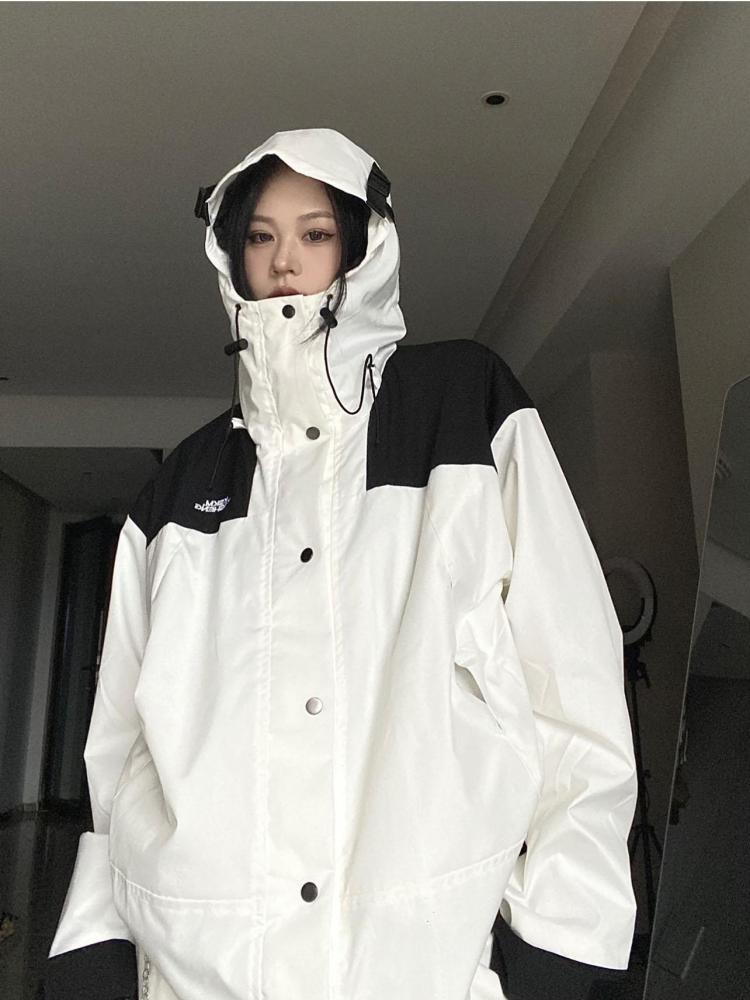 Tawaaiw Patchwork Hardshell Outerwear Hooded Coats And Jackets Women Windproof And Waterproof Travel On Foot Jacket Safari Style