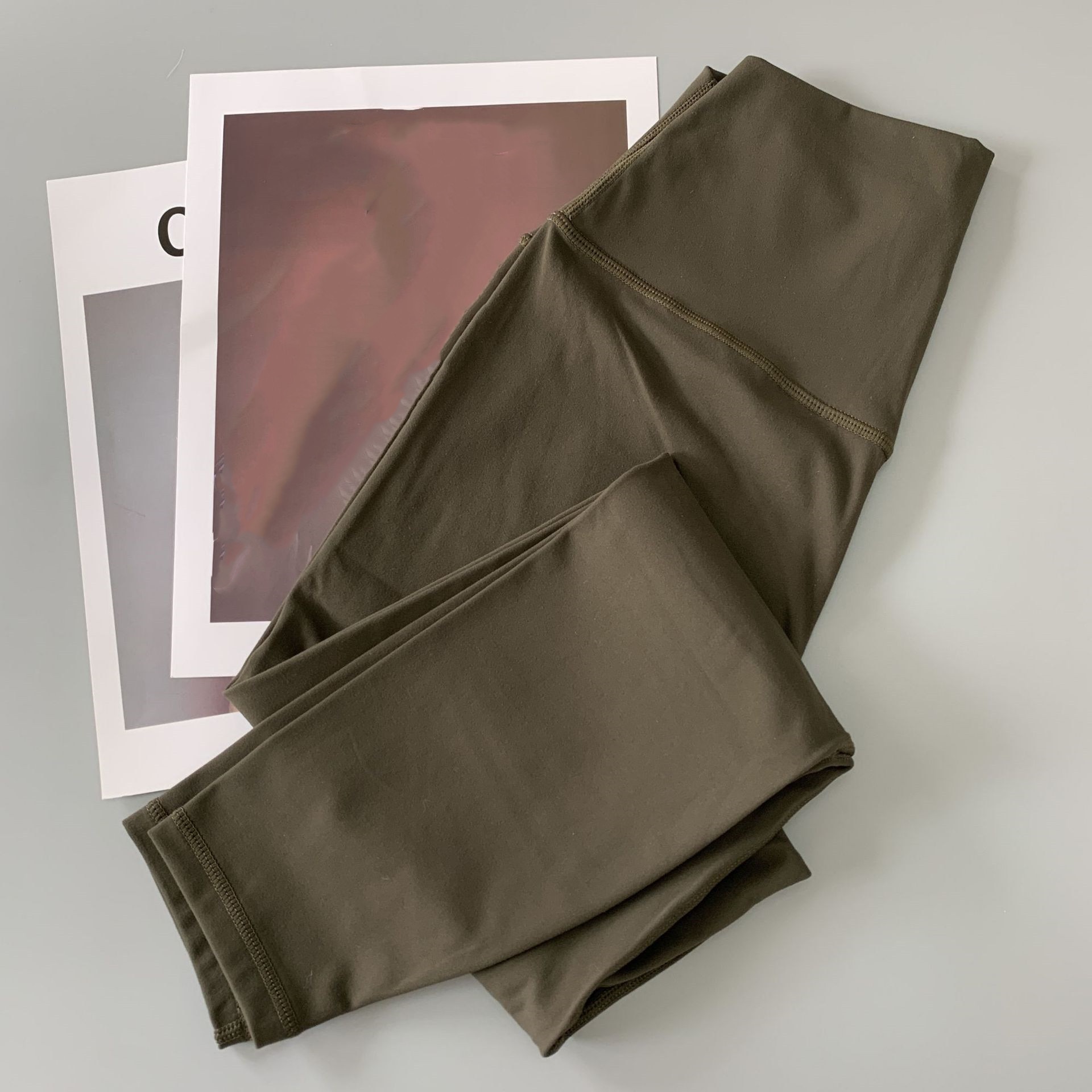 Women's sports trousers  588K