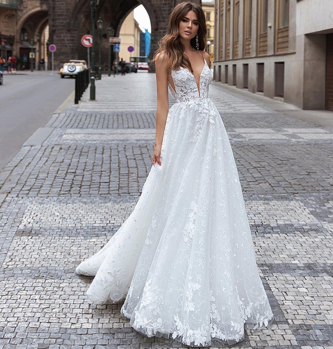 11623# Sleeveless A-Line Spaghetti Strap Lace V-Neck Sweep Train Bohemian Beach Open Back Wedding Dress Wedding Gown Bridal Gown
