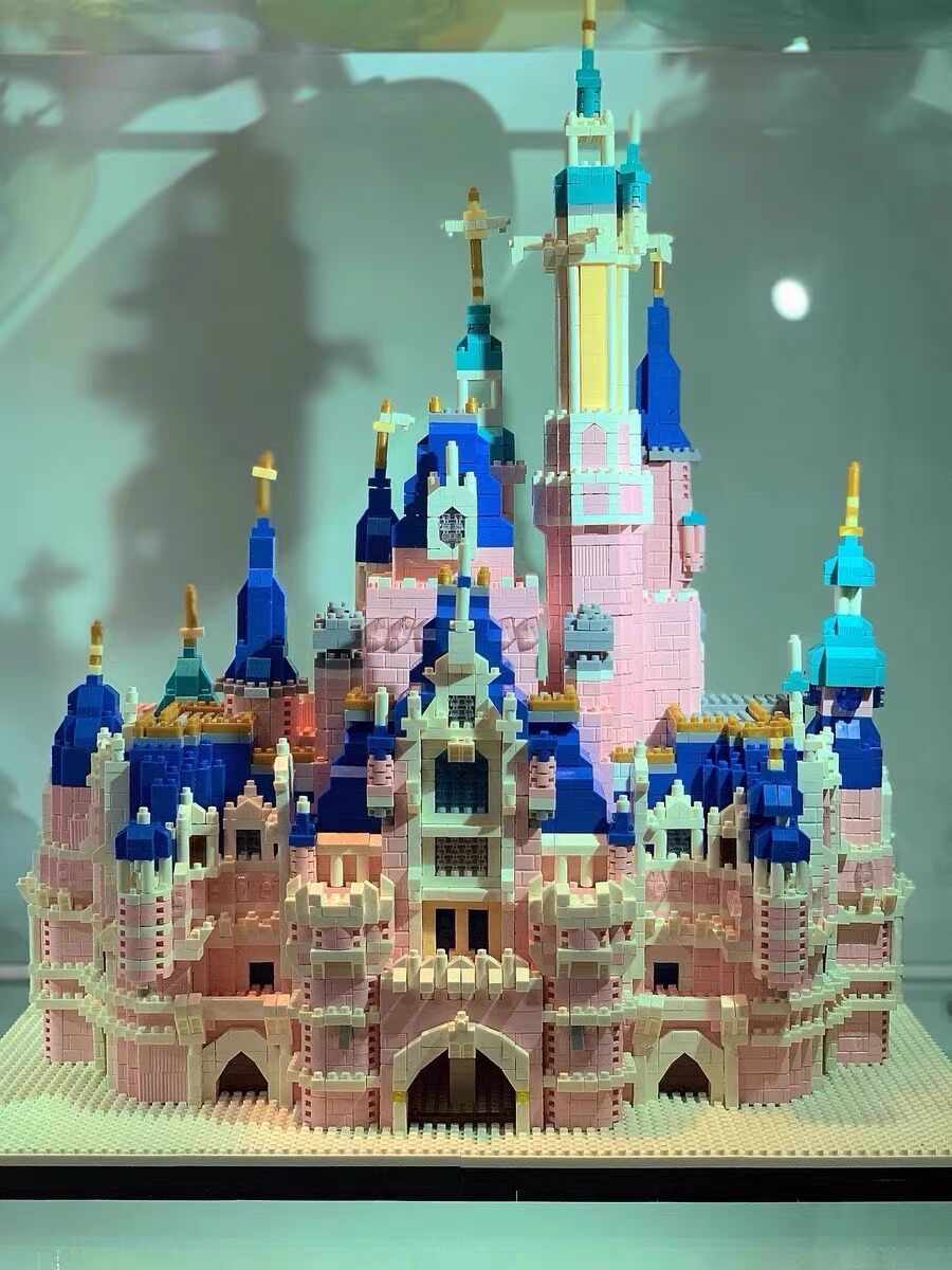 6300PCS Large Castle Building Blocks Pink Series Castle Church Bricks Adult High Difficulty Construction Toys Girls Gift