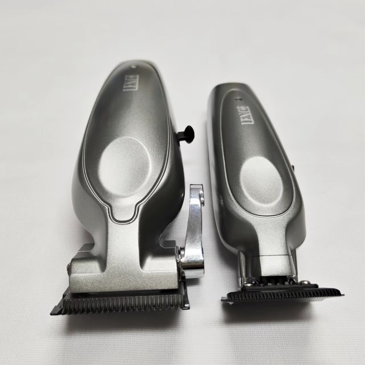 Professional FF1C Oil Head Gradient Hair Clipper Bomber Design Fashion Cuttingedge Grip Comfortable Metal Body 8 Caliper Trimmer