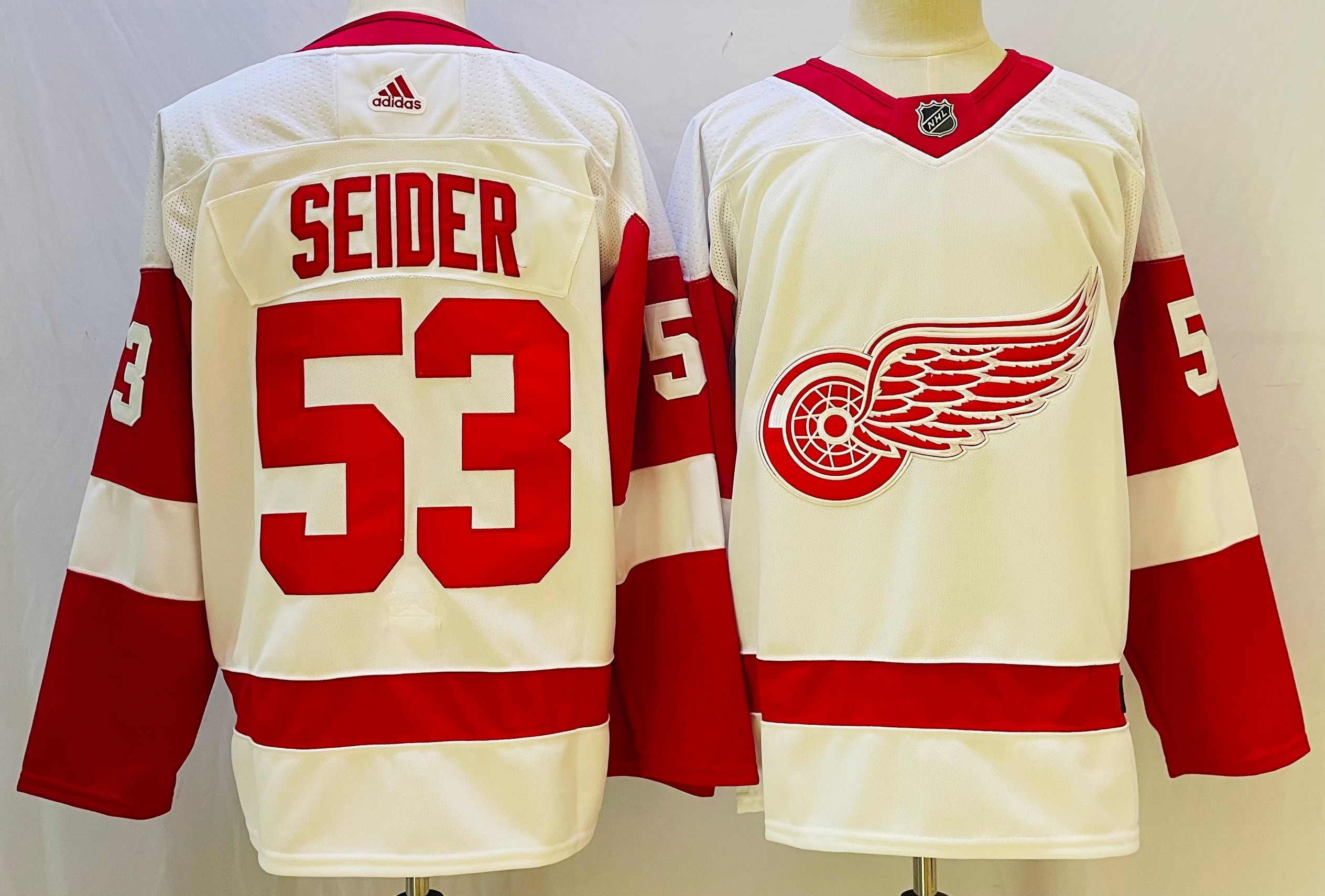 Men's Detroit Red Wings Moritz Seider White Authenitc Player Jersey