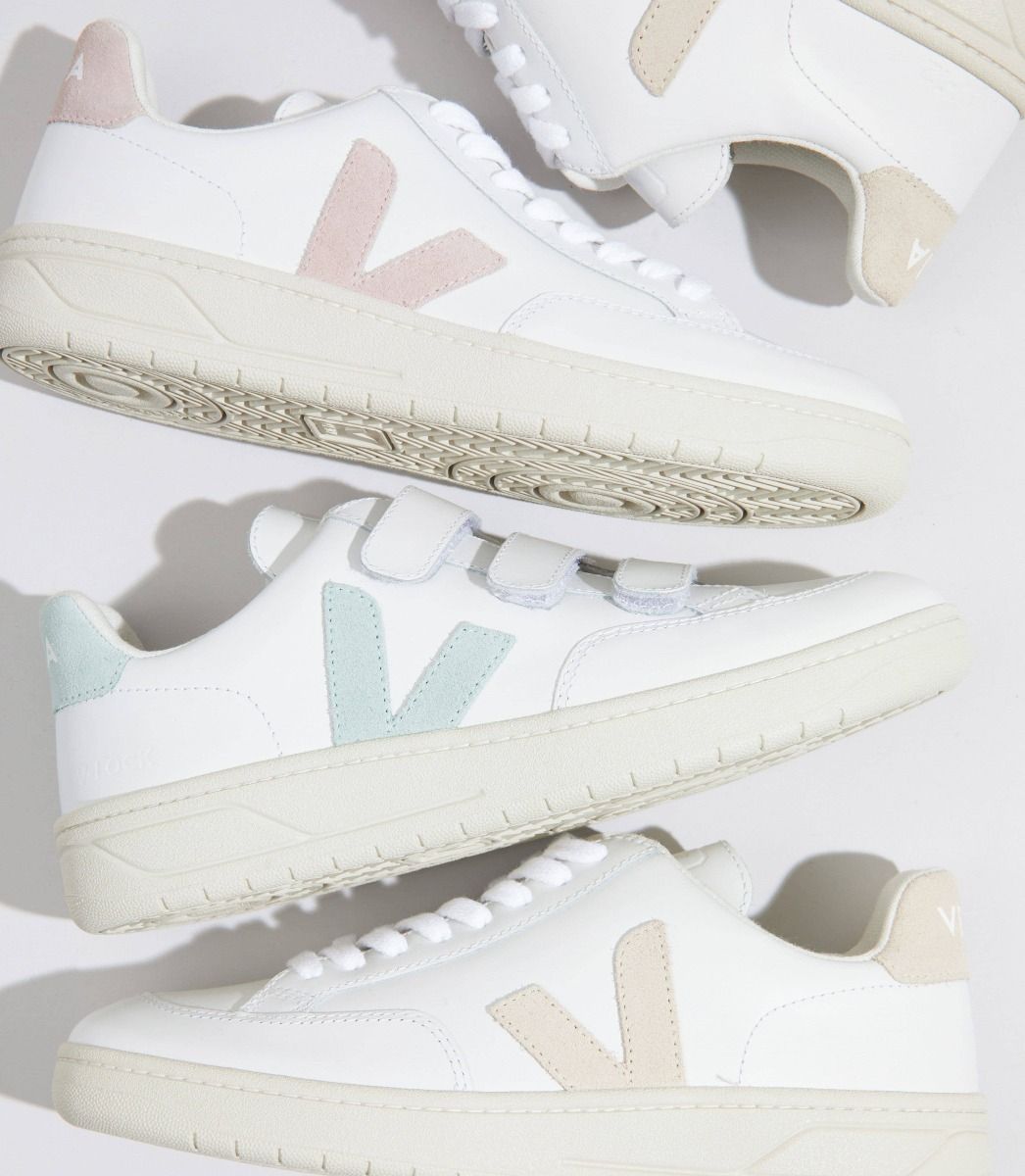 V-12 LEATHER WHITE BABE