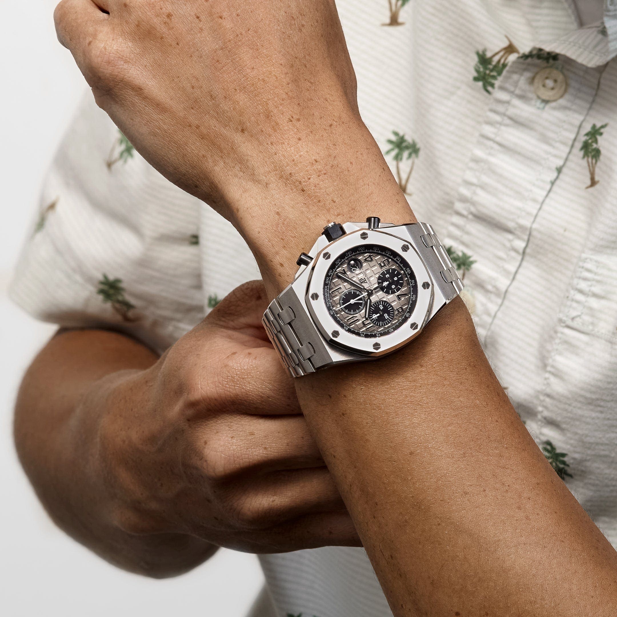Audemars Piguet Royal Oak Offshore Chronograph 26470PT.OO.1000PT.01 Platinum Grey Dial (2017)
