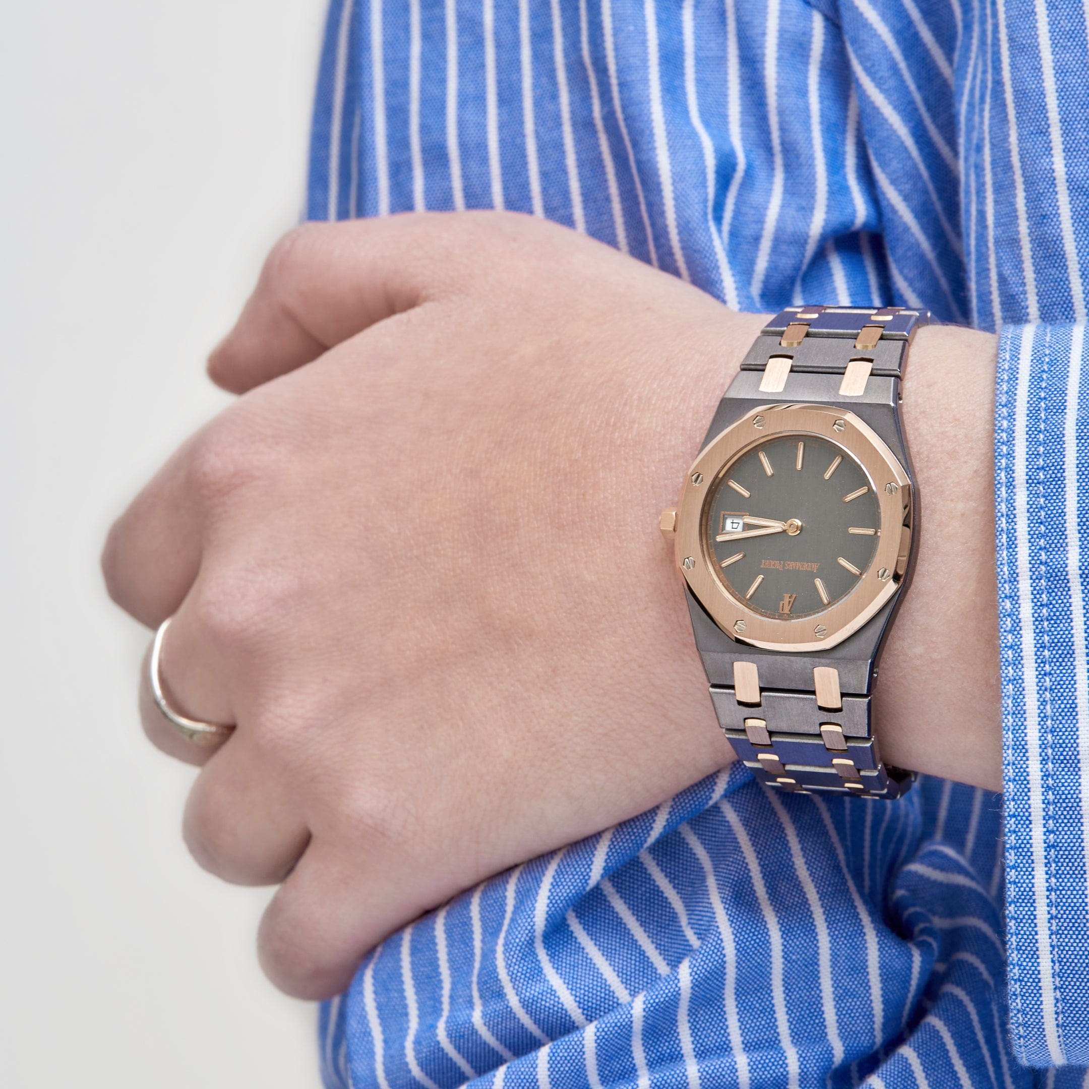 Audemars Piguet Royal Oak 56175TR.0.0789TR ‘Ladies’ Two-Toned Tantalum Rose Gold Slate Dial