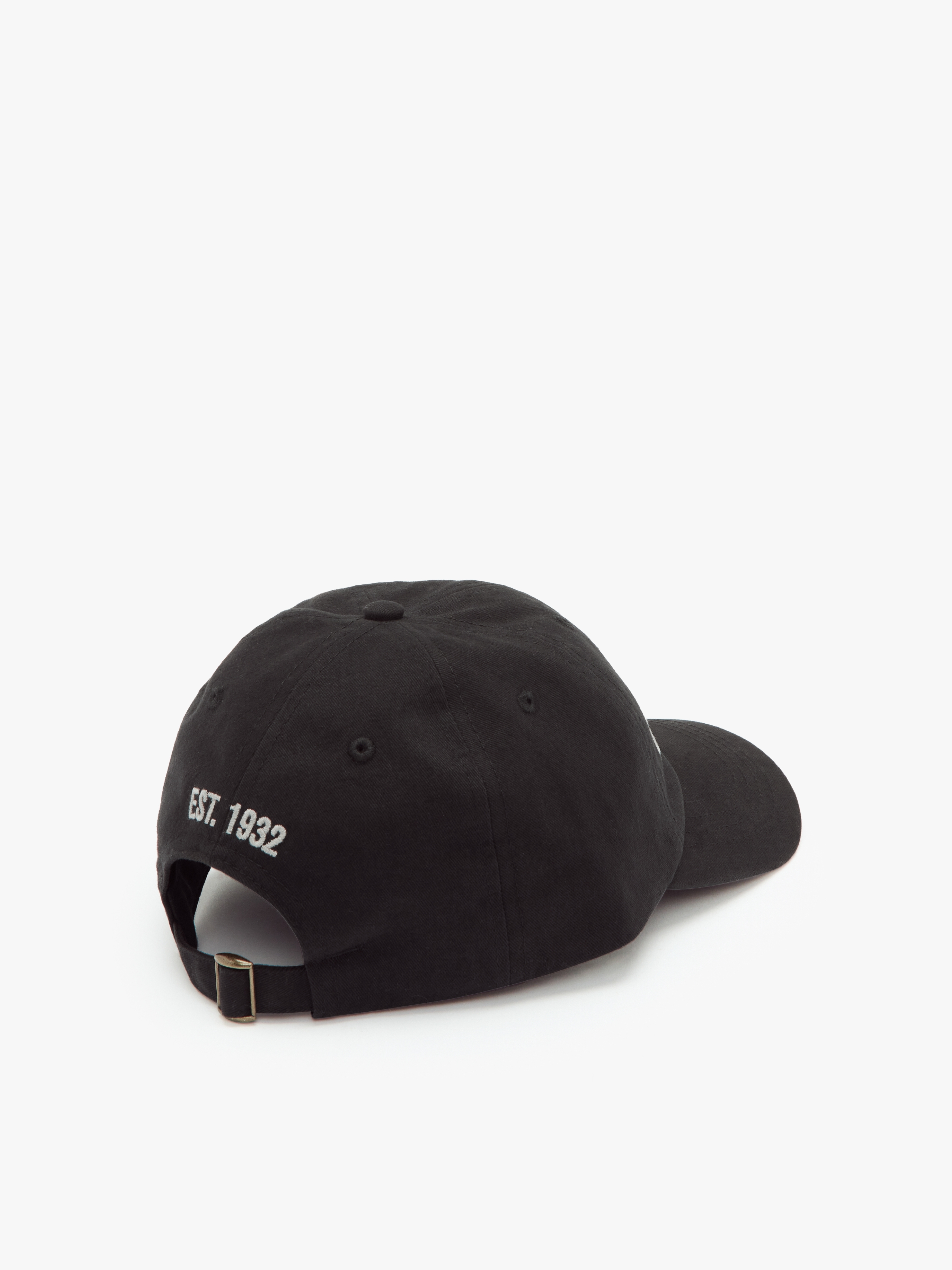 R.M.Williams Script Cap