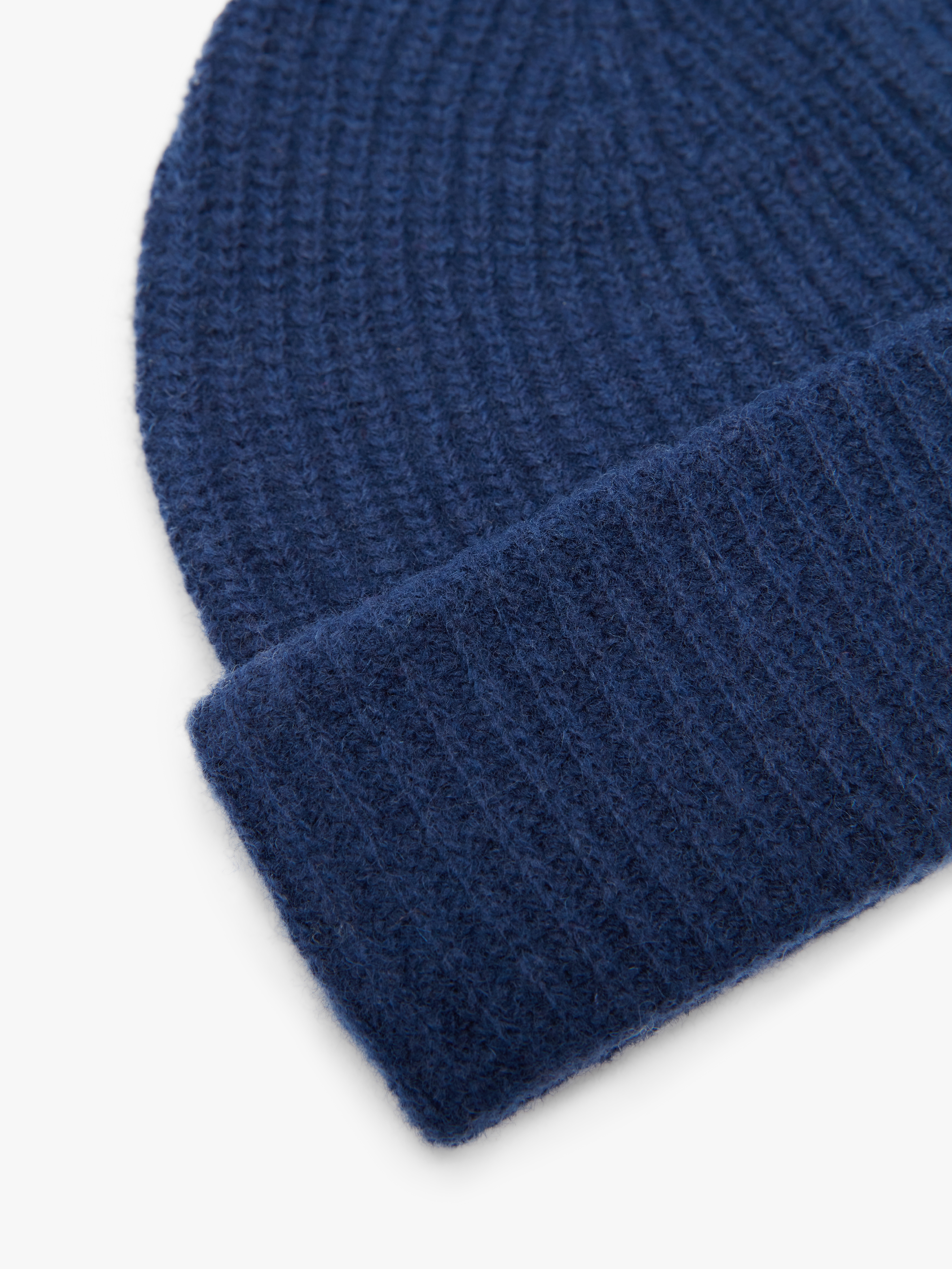 R.M.Williams R.M.W. Script Badge Beanie