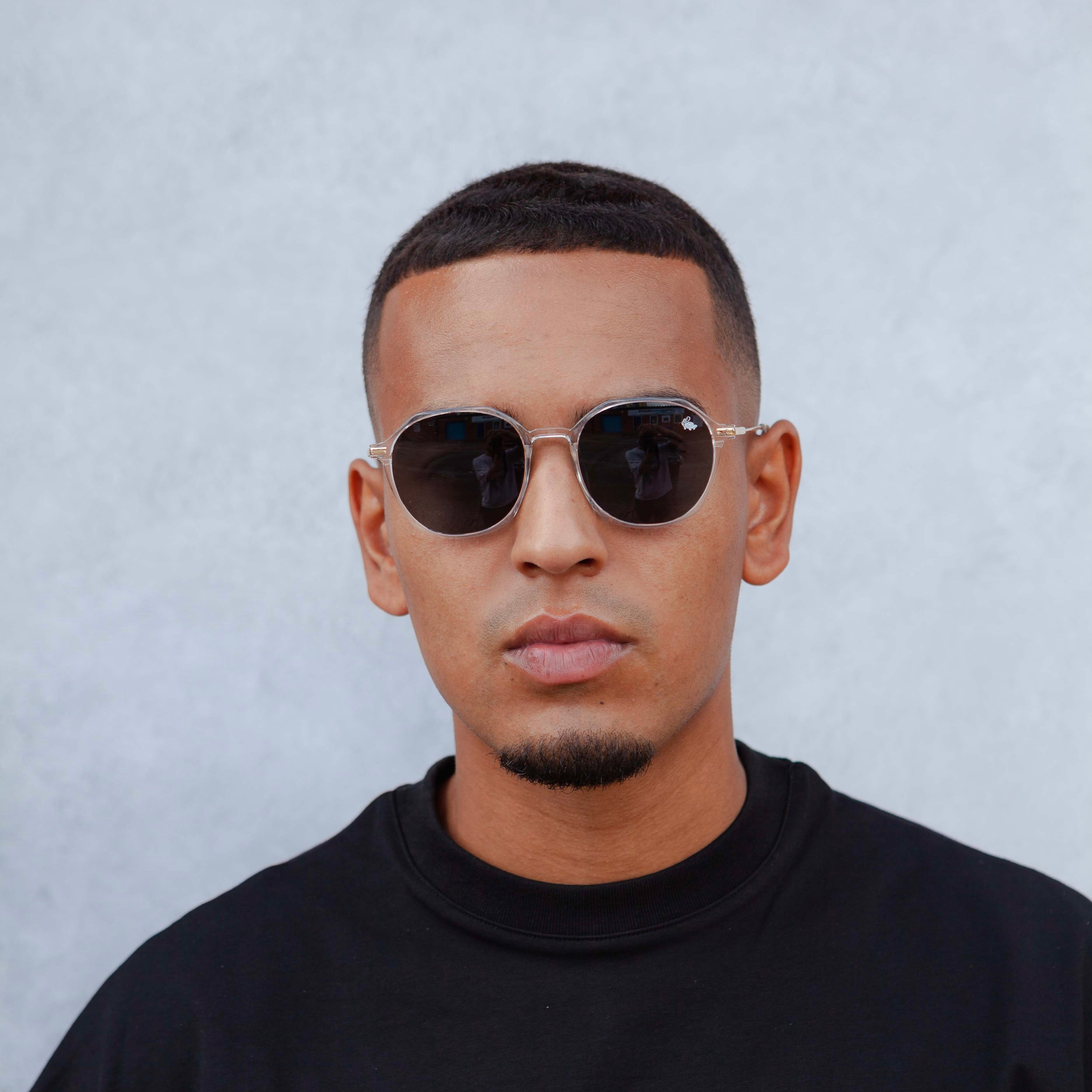 Buda Transparent Black