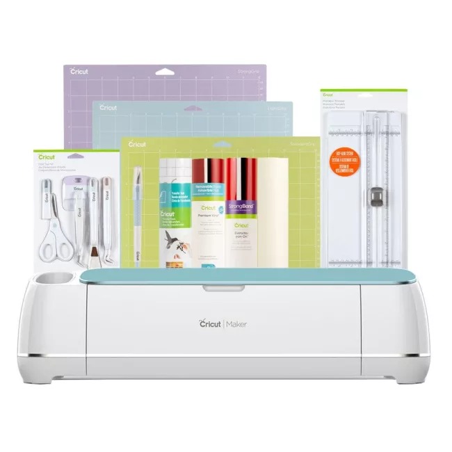Cricut Maker-Blue+Essentials Bundle