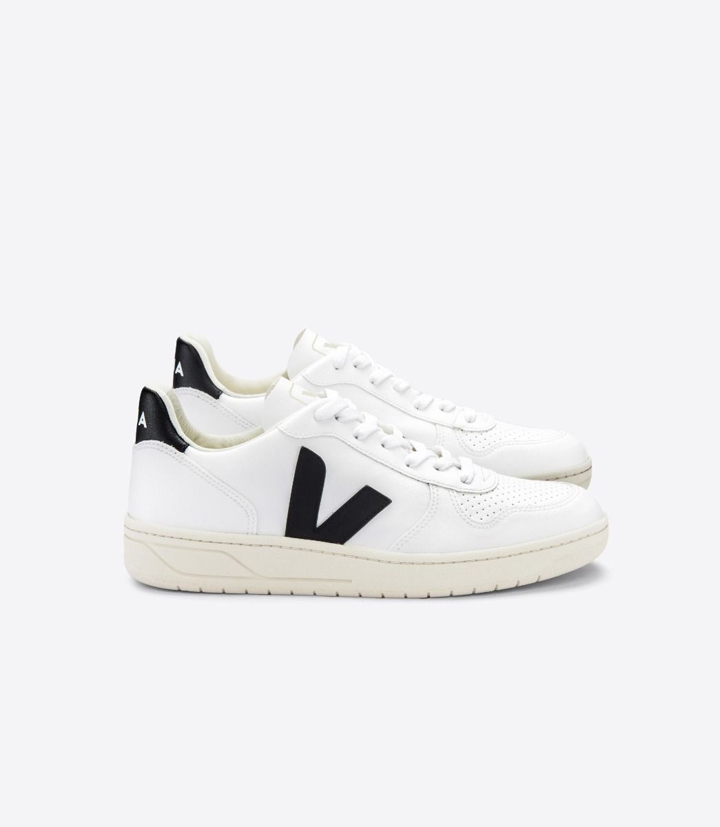 Sneaker in White Black