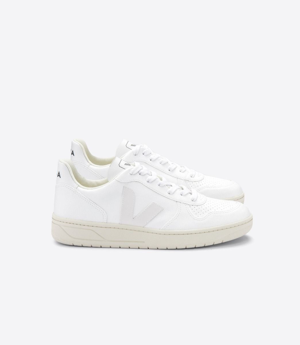 Sneaker in Full White