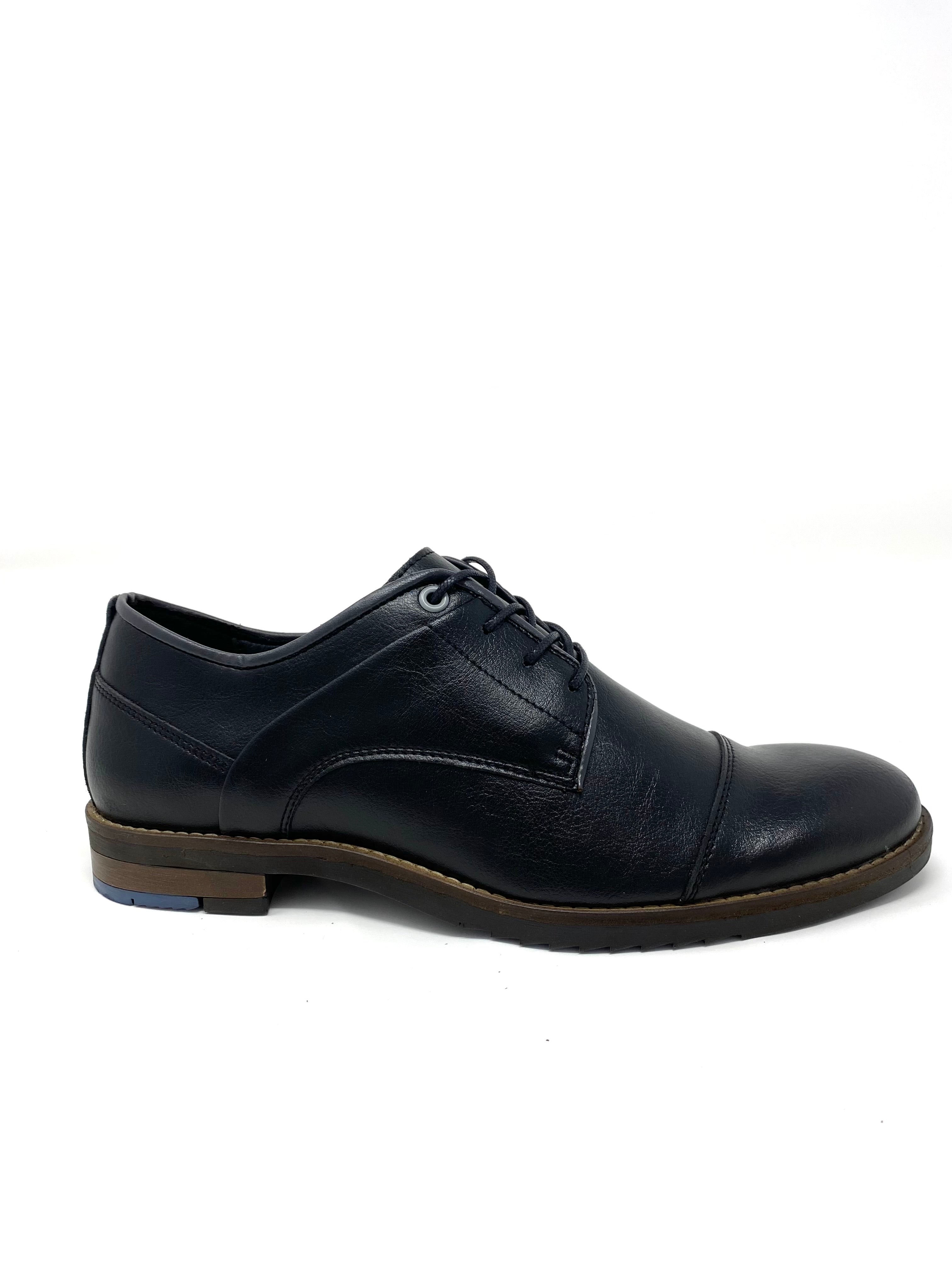 Alex Oxford in Black