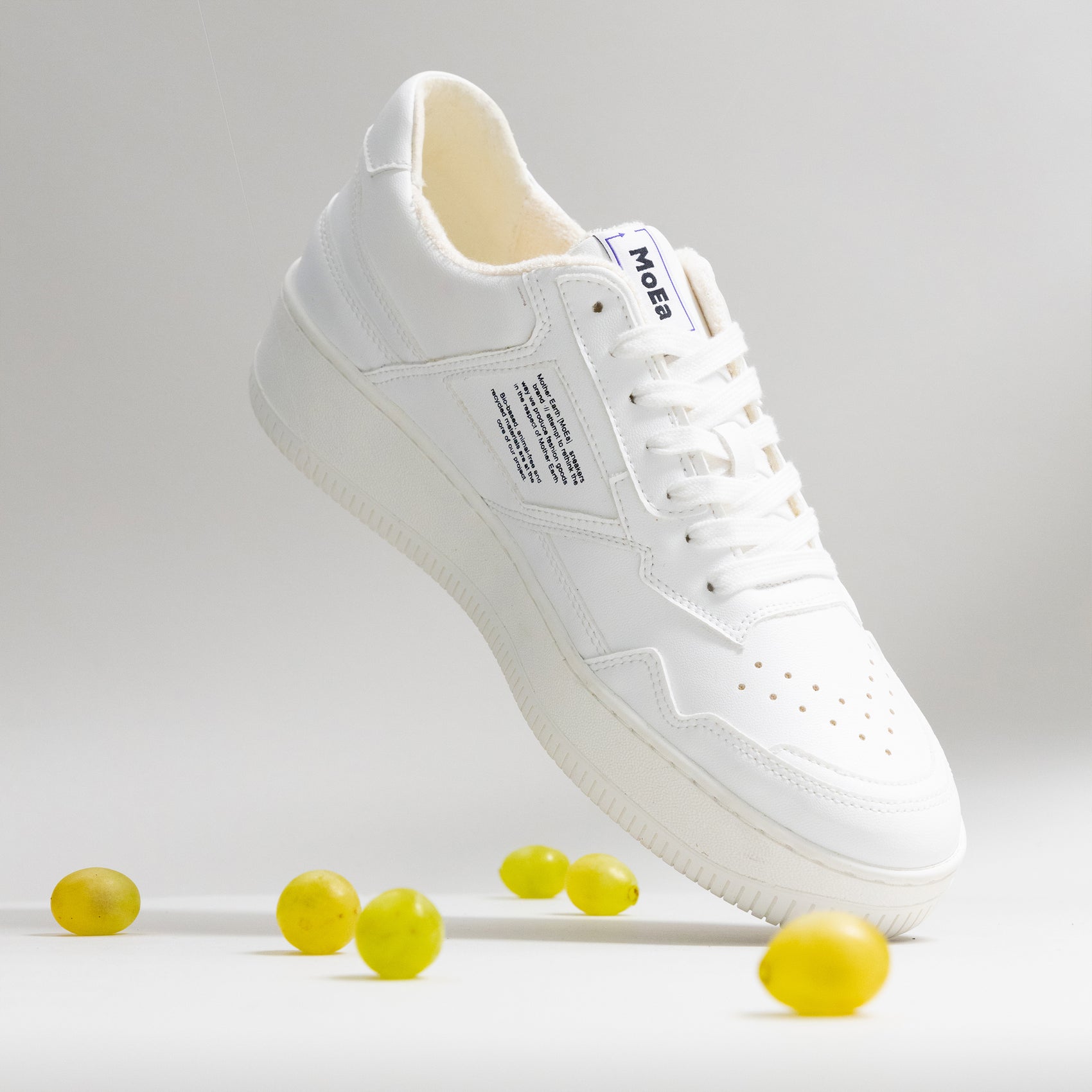 Sneaker in White Grape Leather