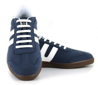 Sneaker in Navy